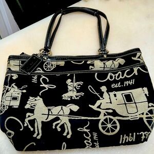 Coach shoulder bag